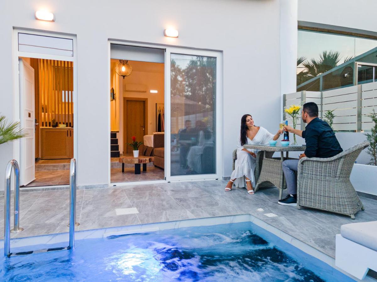 Delfina Boutique Hotel Paralia Kourna Екстериор снимка