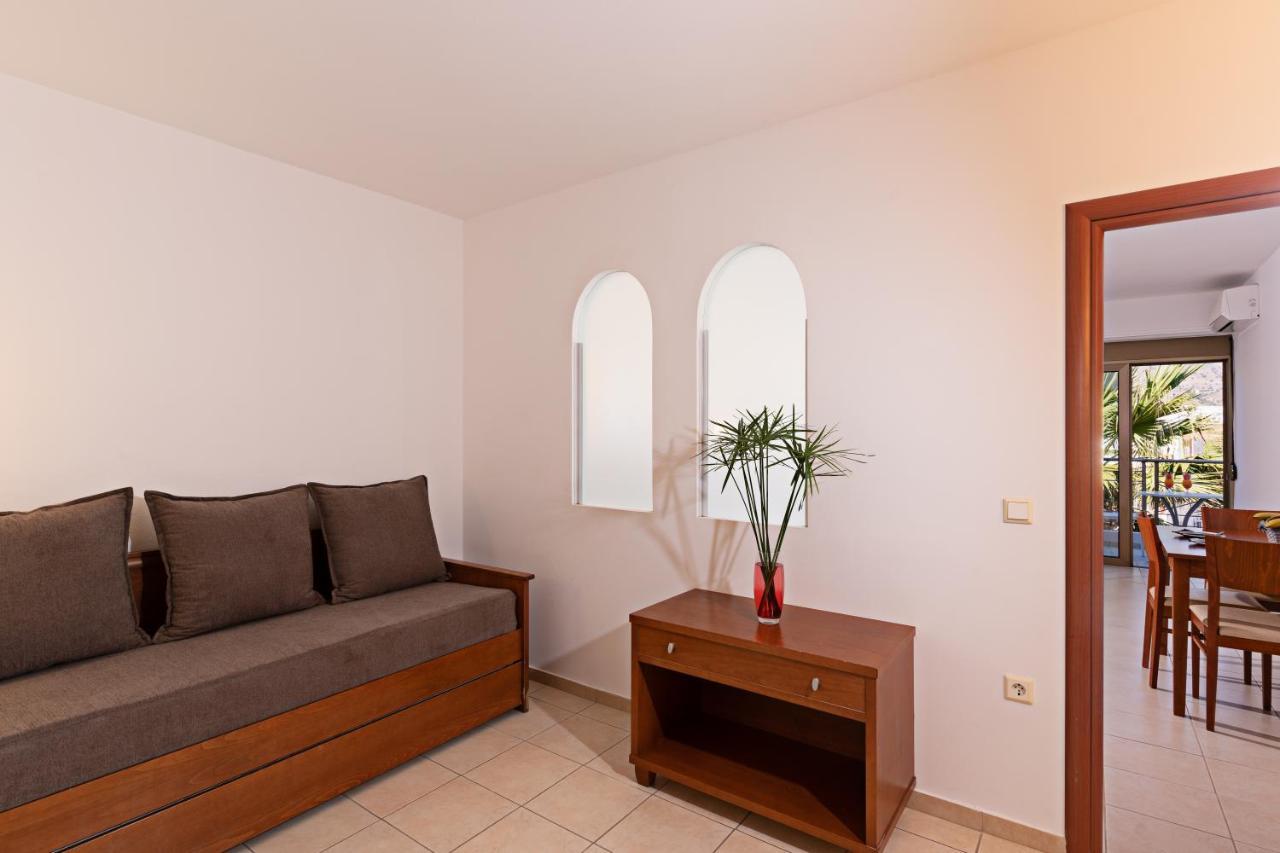 Delfina Boutique Hotel Paralia Kourna Екстериор снимка
