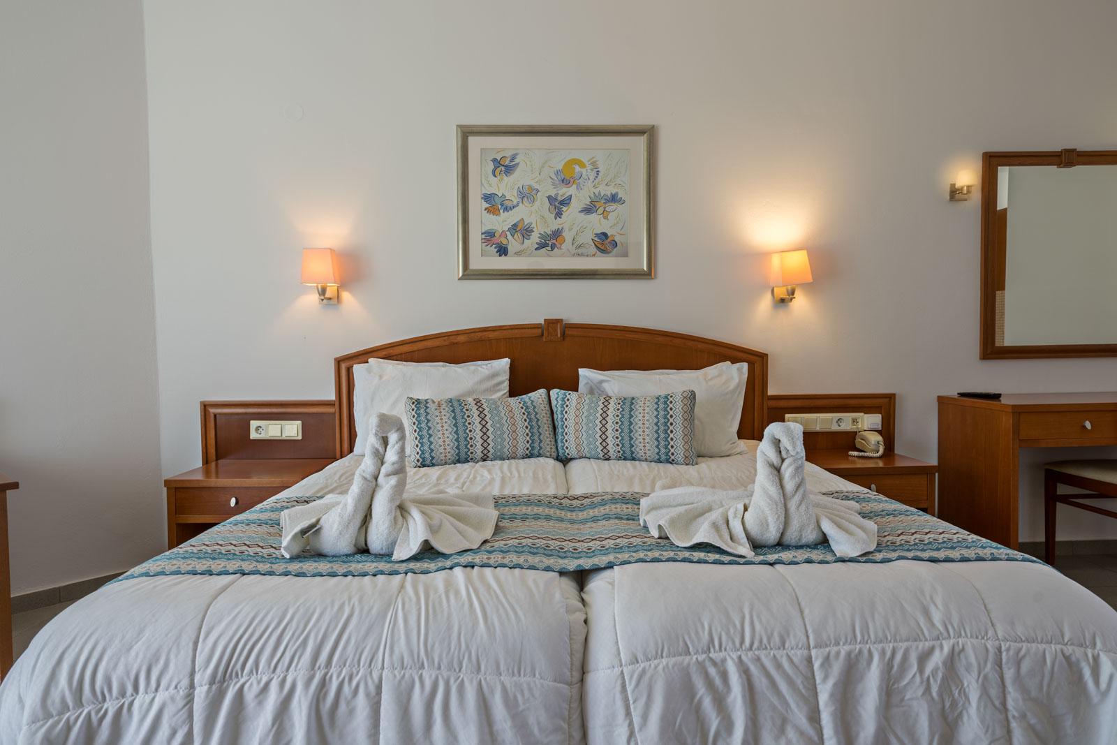 Delfina Boutique Hotel Paralia Kourna Екстериор снимка